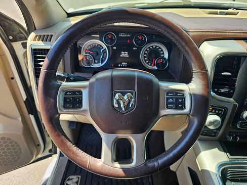 Used 2017 RAM 1500 Laramie w/ Convenience Group AWD/4WD image 22