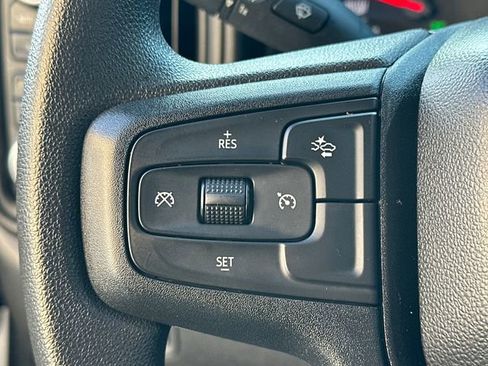 Used 2023 Chevrolet Silverado 1500 Custom image 30