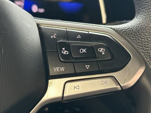 Used 2023 Volkswagen Jetta S image 29