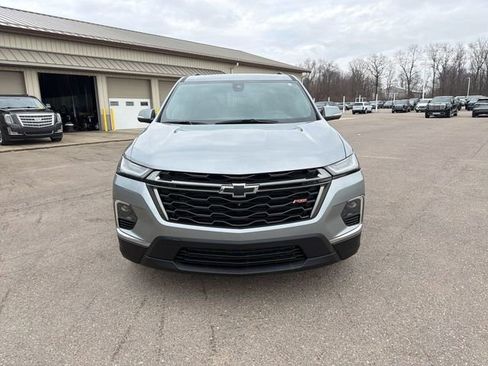 Used 2023 Chevrolet Traverse RS w/ LPO, Floor Liner Package AWD/4WD image 3