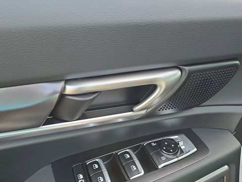 New 2025 Kia Telluride S image 21