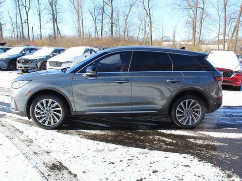 Certified 2023 Lincoln Corsair Reserve w/ Equipment Group 201A image 8