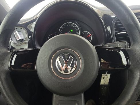 Used 2013 Volkswagen Beetle 2.5 image 18