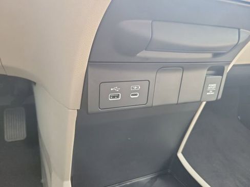 Certified 2026 Honda Odyssey EX-L image 25