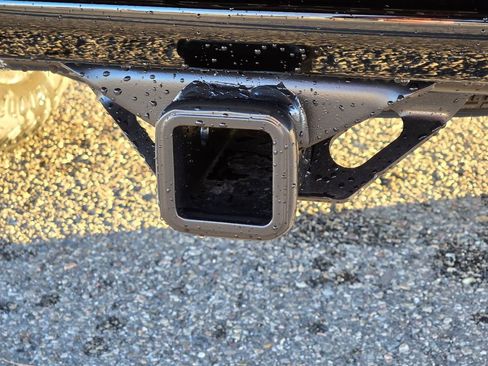 New 2026 GMC Canyon Elevation w/ Convenience Package image 9