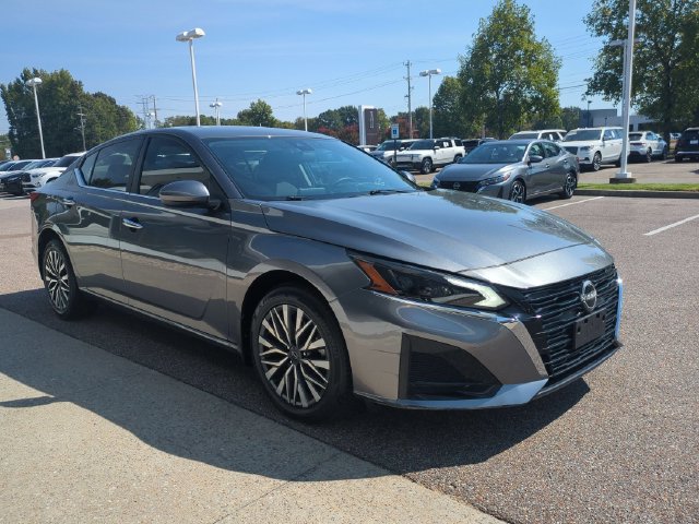Used 2023 Nissan Altima 2.5 SV AWD/4WD image 10