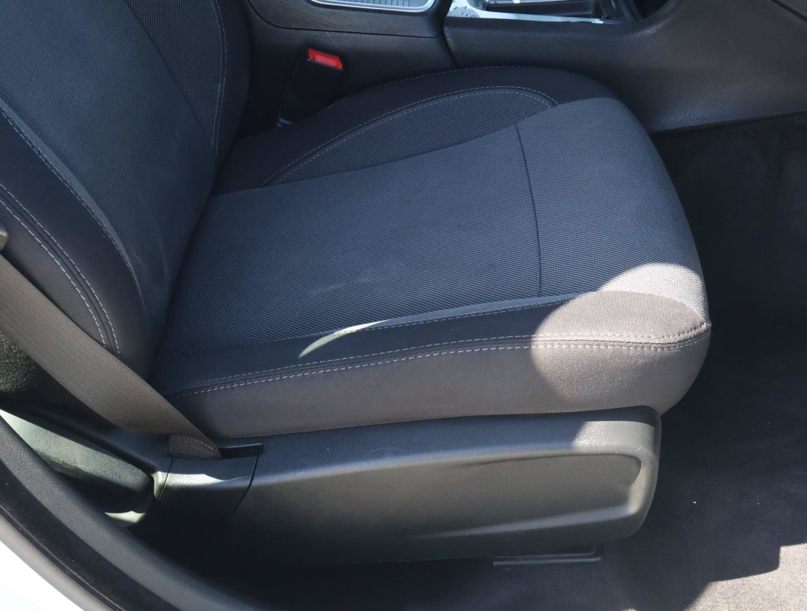 Used 2016 Dodge Charger SE w/ Popular Equipment Group RWD image 16