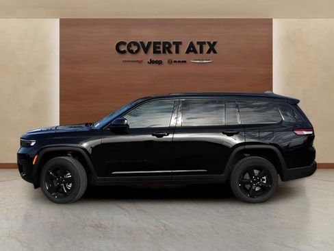 New 2025 Jeep Grand Cherokee L Altitude image 2