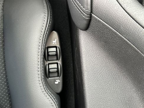 New 2025 Nissan Z Performance w/ Floor Mat Package image 12