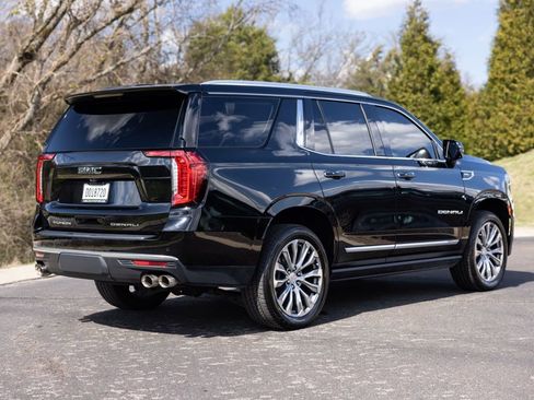 Used 2021 GMC Yukon Denali w/ Denali Ultimate Package image 9