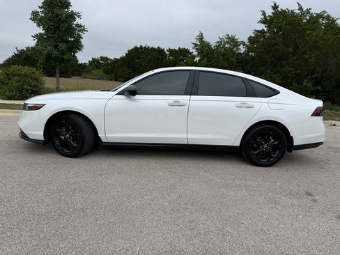 Used 2025 Honda Accord SE image 8