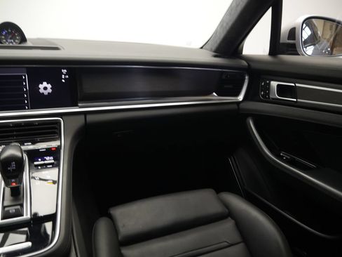 Certified 2022 Porsche Panamera GTS AWD/4WD image 30