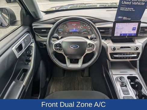 Certified 2023 Ford Explorer XLT RWD image 17