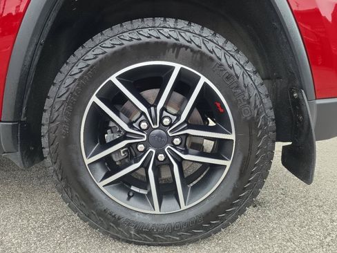 Used 2020 Jeep Grand Cherokee Trailhawk w/ Trailhawk Luxury Group AWD/4WD image 9