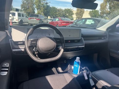 Used 2024 Hyundai Ioniq 5 SEL image 7