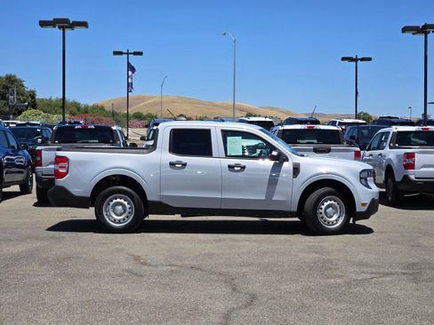Used 2026 Ford Maverick XL AWD/4WD image 3