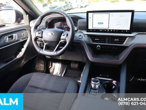 Used 2025 Ford Explorer ST-Line AWD/4WD image 27