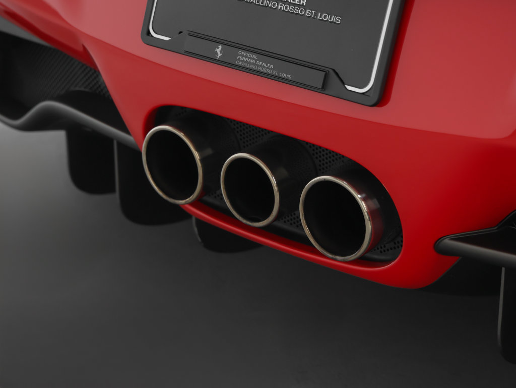 Certified 2013 Ferrari 458 Italia Coupe RWD image 32