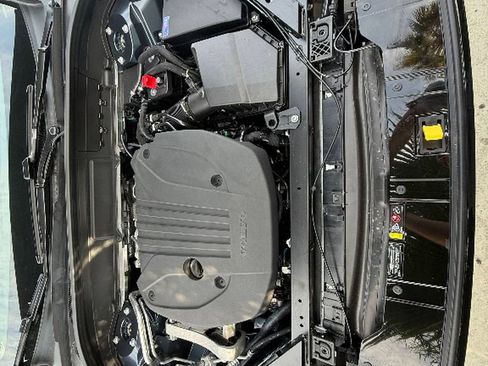 New 2026 Volvo XC60 B5 Ultra w/ Protection Package Premier image 33