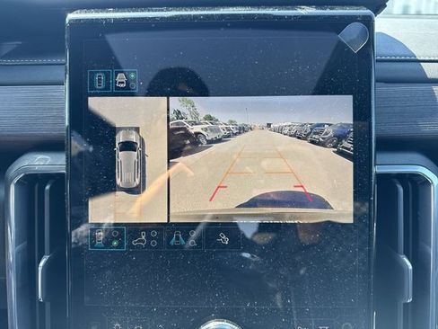 New 2026 GMC Acadia Denali w/ Super Cruise Package AWD/4WD image 17
