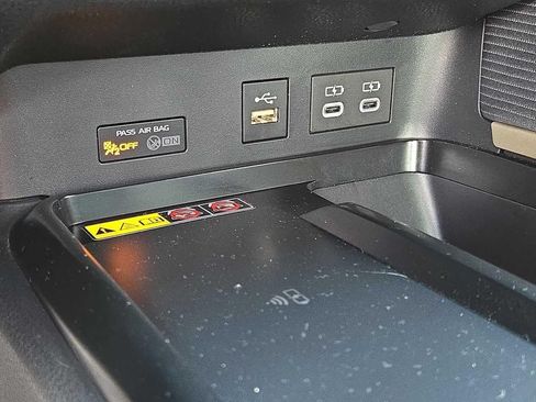 Used 2026 Toyota Camry SE FWD image 27