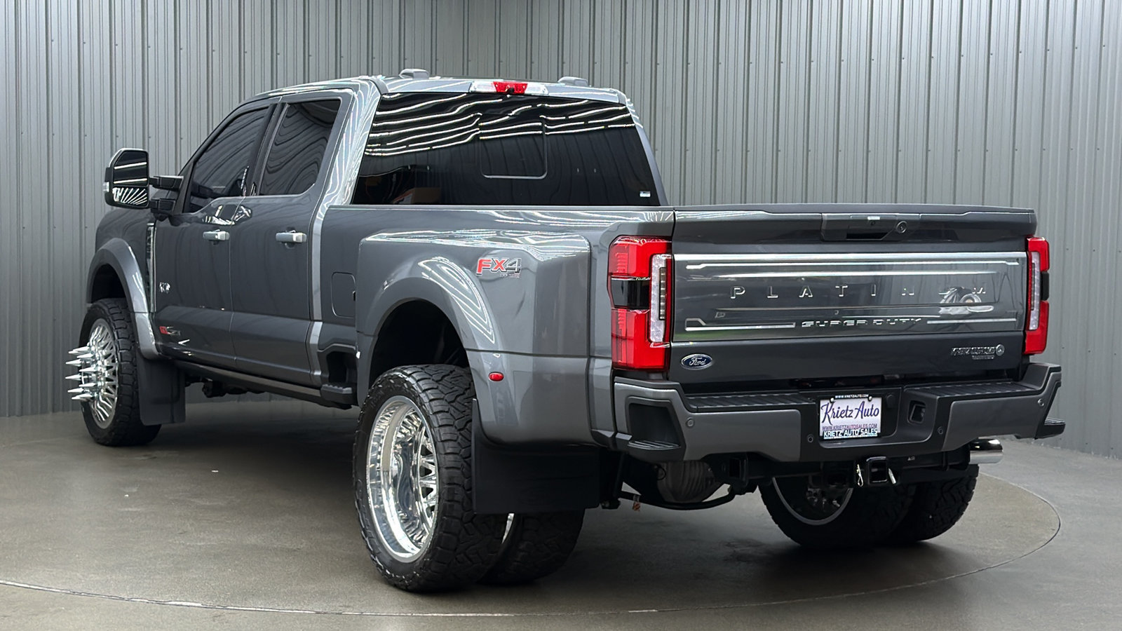 Used 2026 Ford F450 Platinum w/ Platinum Plus Package AWD/4WD image 3