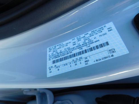 Used 2025 Ford F250 Lariat w/ Lariat Ultimate Package image 8