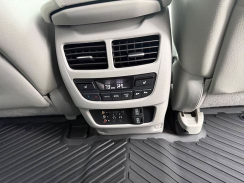 Used 2017 Acura MDX SH-AWD w/ Tech & Entertainment image 7