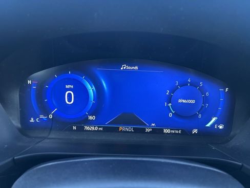 Used 2022 Ford Escape Titanium w/ Class II Trailer Tow Package image 30