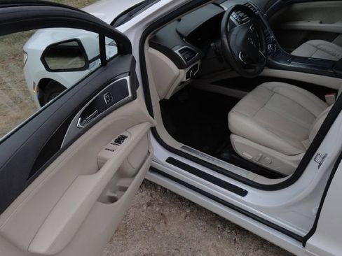 Used 2017 Lincoln MKZ Reserve w/ Climate Package image 14