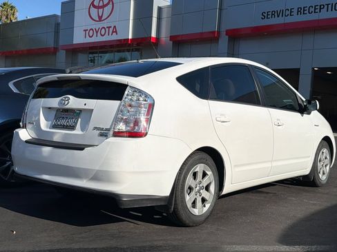 Used 2008 Toyota Prius w/ Pkg 2 FWD image 5
