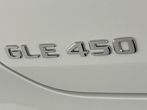 New 2026 Mercedes-Benz GLE 450 4MATIC Coupe image 8