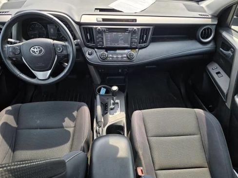 Used 2018 Toyota RAV4 XLE w/ Plus Extra Value Package AWD/4WD image 12