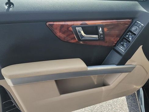 Used 2010 Mercedes-Benz GLK 350 GLK 350 image 9