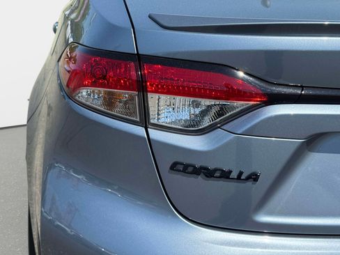 Certified 2023 Toyota Corolla SE FWD image 9