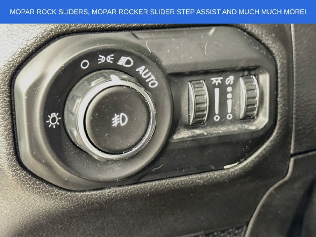 Used 2021 Jeep Wrangler Unlimited Rubicon AWD/4WD image 10