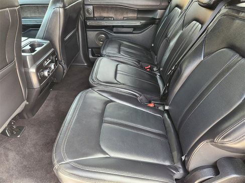Used 2021 Ford Expedition Max Limited image 33