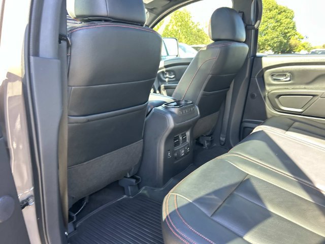 Used 2023 Nissan Titan PRO-4X w/ Pro-4x Convenience Package AWD/4WD image 19
