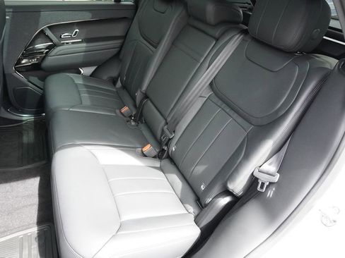 New 2026 Land Rover Range Rover Sport SE AWD/4WD image 30