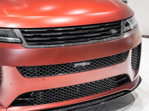 Used 2025 Land Rover Range Rover Sport SV Edition Two image 11