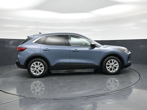 Used 2024 Ford Escape Active FWD image 24