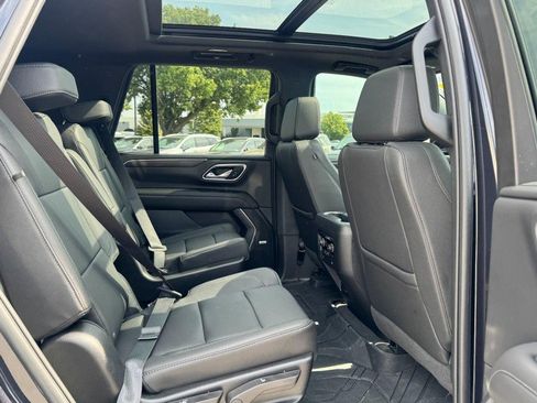 Used 2024 Chevrolet Tahoe LT w/ LT Signature Package AWD/4WD image 13