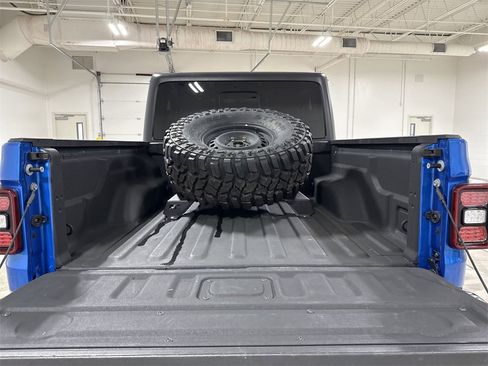 Used 2021 Jeep Gladiator Rubicon image 24