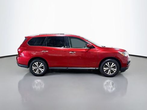 Used 2017 Nissan Pathfinder SL AWD/4WD image 5