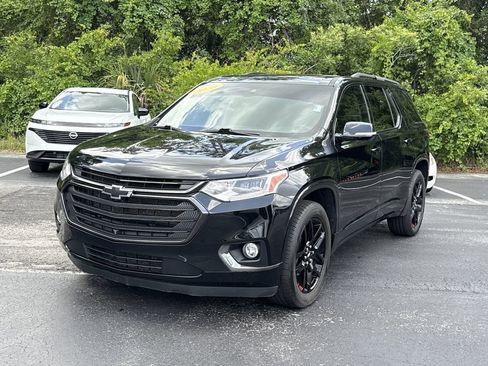 Used 2020 Chevrolet Traverse Premier w/ Redline Edition FWD image 15
