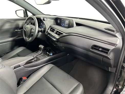 Used 2022 Lexus UX 250h w/ Premium Package image 29