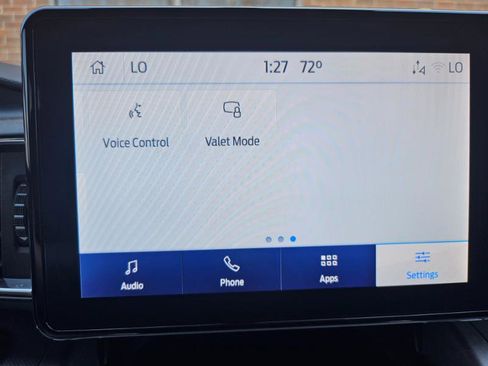 Used 2022 Ford Explorer XLT w/ Equipment Group 202A image 39