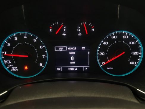 Used 2022 Chevrolet Equinox LS w/ LPO, Floor Liner Package image 23