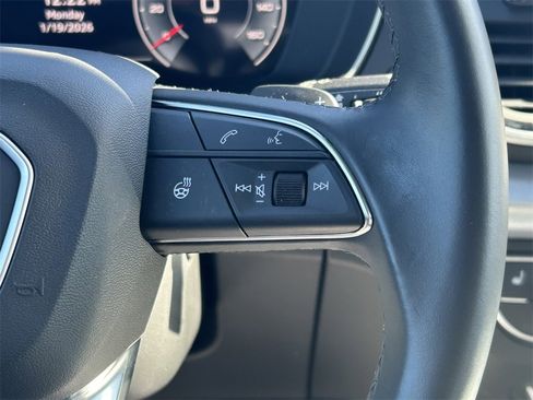 Used 2025 Audi Q5 2.0T Premium image 42