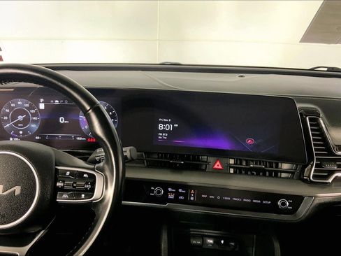 Certified 2023 Kia Sportage SX FWD image 6